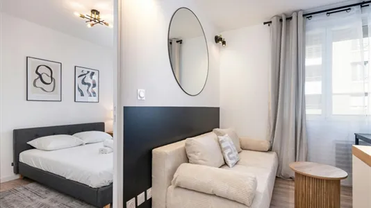 Apartments in Lyon - photo 4
