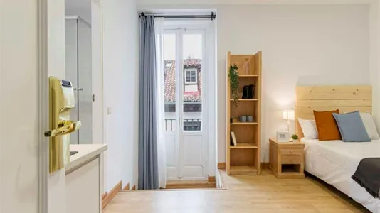 Rooms in Madrid Centro - photo 5