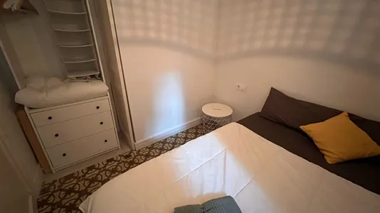 Apartments in Barcelona Ciutat Vella - photo 5