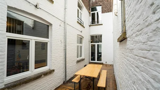 Rooms in Charleroi - photo 4