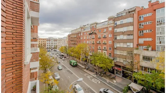 Rooms in Madrid Retiro - photo 4