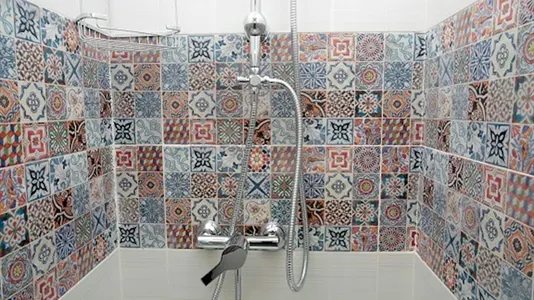 Rooms in Madrid Centro - photo 9