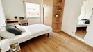 Room for rent, Barcelona Eixample, Barcelona, &lt;span class=&quot;blurred street&quot; onclick=&quot;ProcessAdRequest(7747978)&quot;&gt;&lt;span class=&quot;hint&quot;&gt;See streetname&lt;/span&gt;[xxxxxxxxxxxxx]&lt;/span&gt;