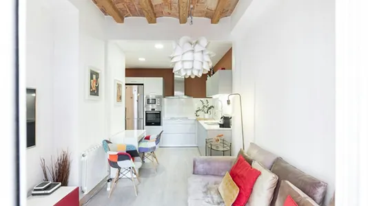 Apartments in Barcelona Eixample - photo 4