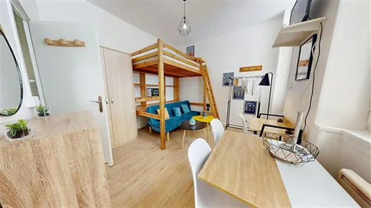 Apartments in Lyon - photo 3