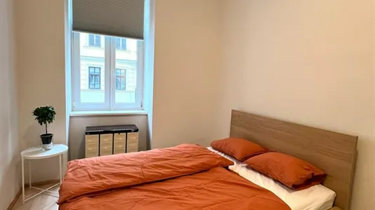 Apartments in Vienna Alsergrund - photo 4