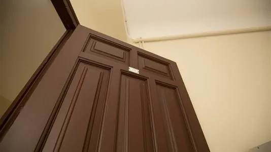 Rooms in Granada - photo 4