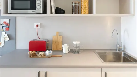 Rooms in Burjassot - photo 9