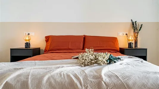 Rooms in Barcelona Sarrià-St. Gervasi - photo 2