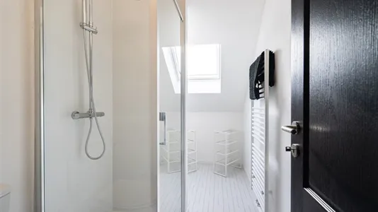 Rooms in Charleroi - photo 4