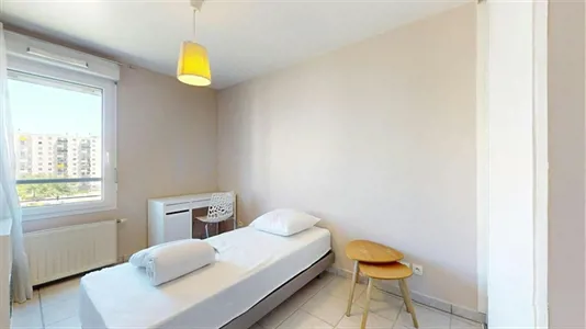 Rooms in Lyon - photo 1