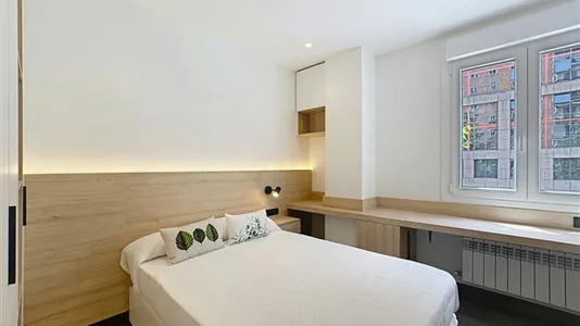 Rooms in Madrid Chamartín - photo 1