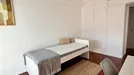 Room for rent, Lisbon (region), &lt;span class=&quot;blurred street&quot; onclick=&quot;ProcessAdRequest(14286656)&quot;&gt;&lt;span class=&quot;hint&quot;&gt;See streetname&lt;/span&gt;[xxxxxxxxxxxxx]&lt;/span&gt;