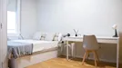 Room for rent, Barcelona Eixample, Barcelona, &lt;span class=&quot;blurred street&quot; onclick=&quot;ProcessAdRequest(7946557)&quot;&gt;&lt;span class=&quot;hint&quot;&gt;See streetname&lt;/span&gt;[xxxxxxxxxxxxx]&lt;/span&gt;