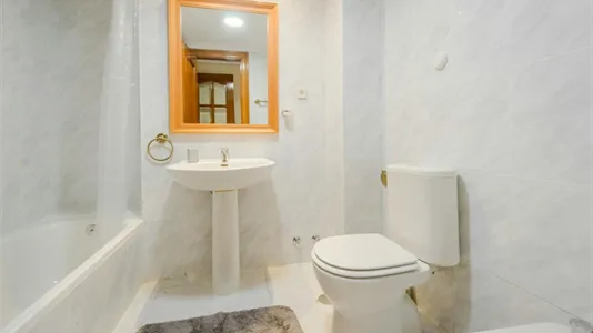 Rooms in Madrid Fuencarral-El Pardo - photo 9