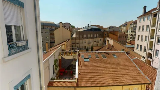 Rooms in Lyon - photo 4