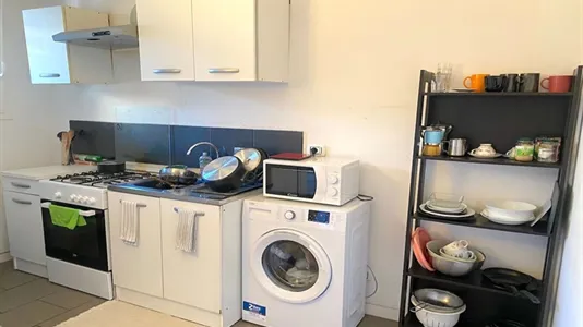 Rooms in Roma Municipio VI – Roma Delle Torri - photo 7