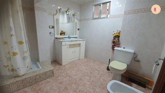 Apartments in Valencia L'Eixample - photo 4