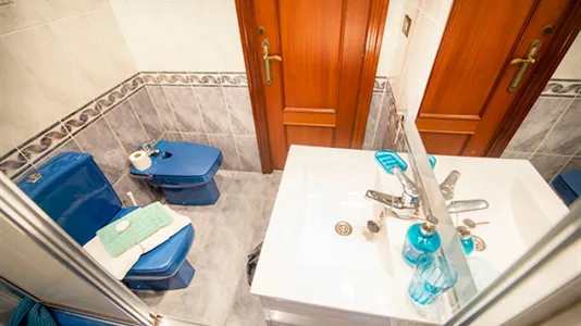 Rooms in Bilbao - photo 7