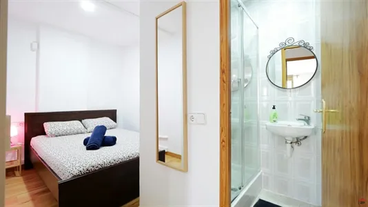 Apartments in Barcelona Ciutat Vella - photo 4