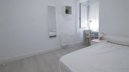 Rooms in Tavernes Blanques - photo 3
