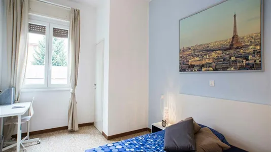 Rooms in Milano Zona 8 - Fiera, Gallaratese, Quarto Oggiaro - photo 7