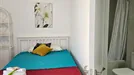Room for rent, Madrid Moratalaz, Madrid, &lt;span class=&quot;blurred street&quot; onclick=&quot;ProcessAdRequest(12186341)&quot;&gt;&lt;span class=&quot;hint&quot;&gt;See streetname&lt;/span&gt;[xxxxxxxxxxxxx]&lt;/span&gt;