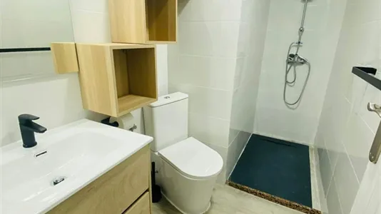 Rooms in Valencia Ciutat Vella - photo 4