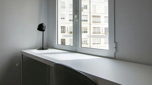 Apartments in Valencia Ciutat Vella - photo 4