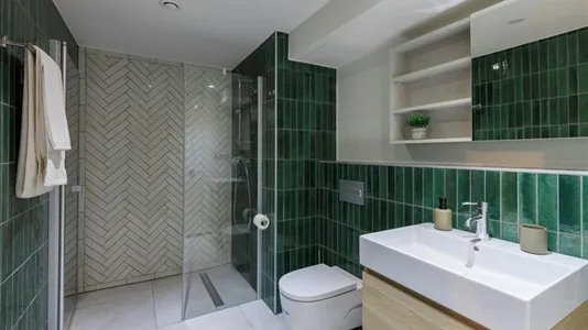 Apartments in Barcelona Ciutat Vella - photo 9