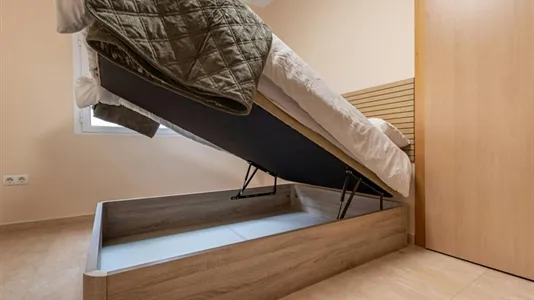 Rooms in Granada - photo 5