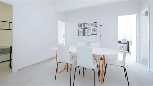 Rooms in Barcelona Eixample - photo 7