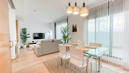 Apartments in El Encinar de los Reyes - photo 6