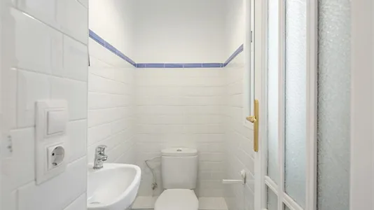 Rooms in Valencia L'Eixample - photo 8