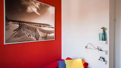 Room for rent in Milano Zona 8 - Fiera, Gallaratese, Quarto Oggiaro, Milan