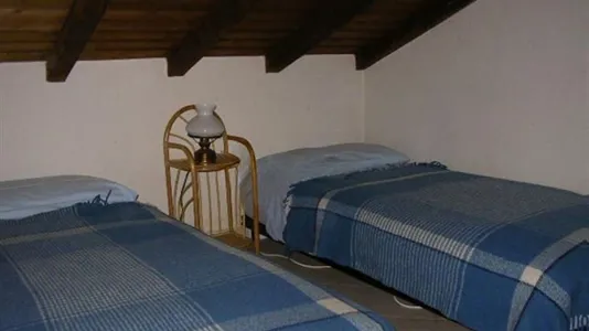 Houses in Trevignano Romano - photo 5