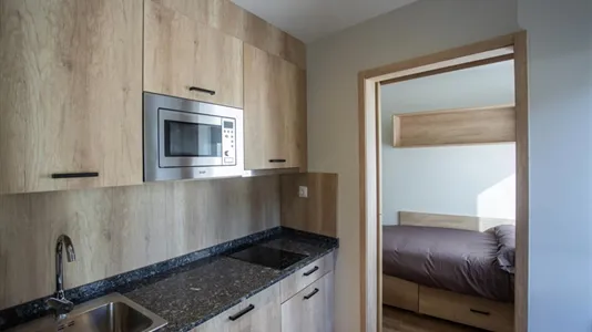 Apartments in Bilbao - photo 7