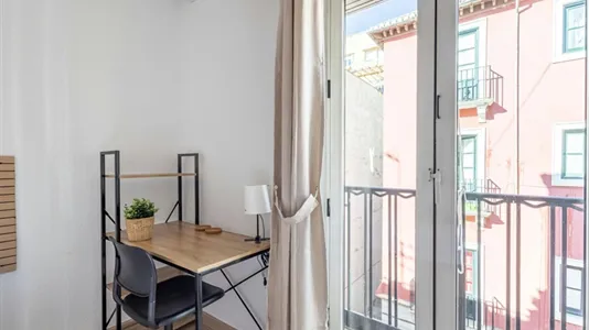 Rooms in Granada - photo 7