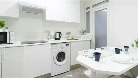 Rooms in Madrid Chamartín - photo 8