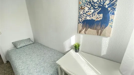 Rooms in Adaro - photo 4