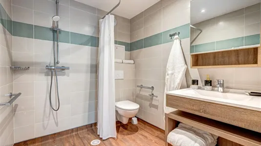 Apartments in Bordeaux - photo 4