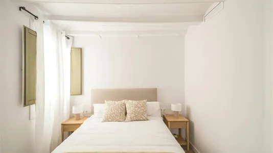 Apartments in Barcelona Ciutat Vella - photo 10
