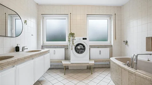 Rooms in Munich Hadern - photo 10