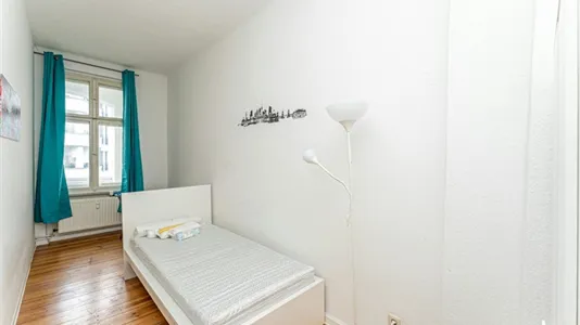 Rooms in Berlin Friedrichshain-Kreuzberg - photo 1