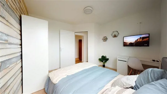 Rooms in Poitiers - photo 2