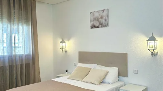 Rooms in Madrid Salamanca - photo 2