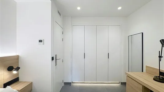 Rooms in Madrid Fuencarral-El Pardo - photo 9