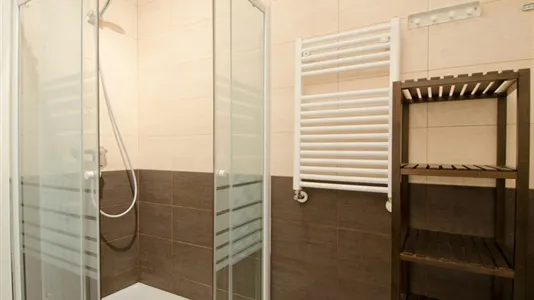 Rooms in Madrid Centro - photo 6