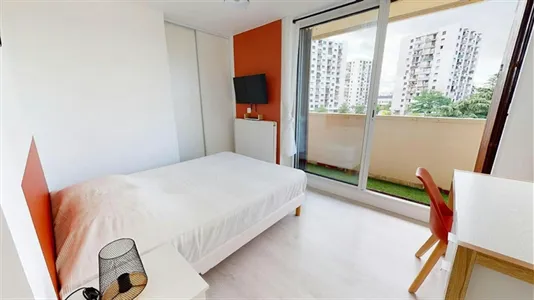 Rooms in Lyon - photo 1