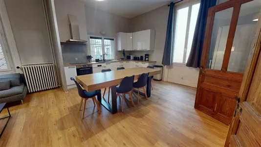 Rooms in Saint-Étienne - photo 6